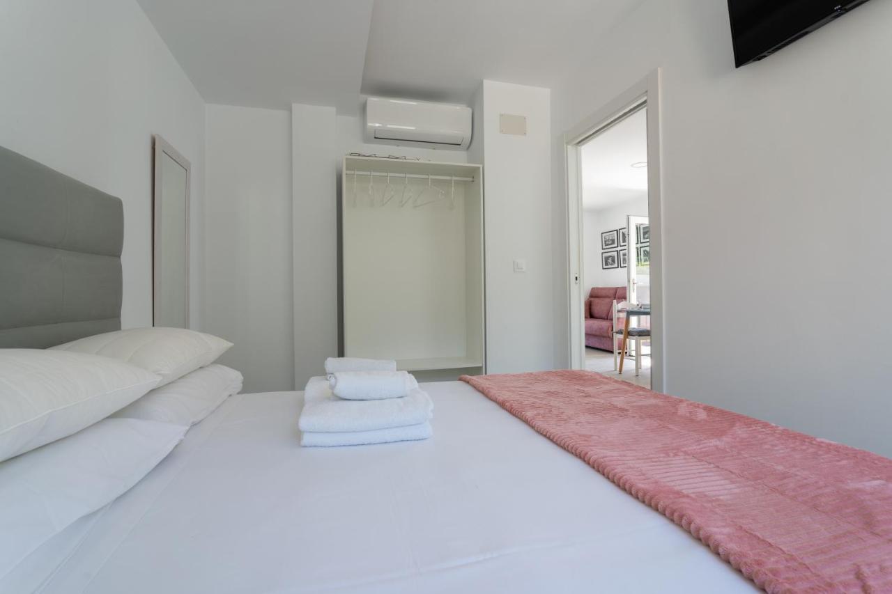 Solpor Galitrips - Apartamentos Corcubión Exterior foto